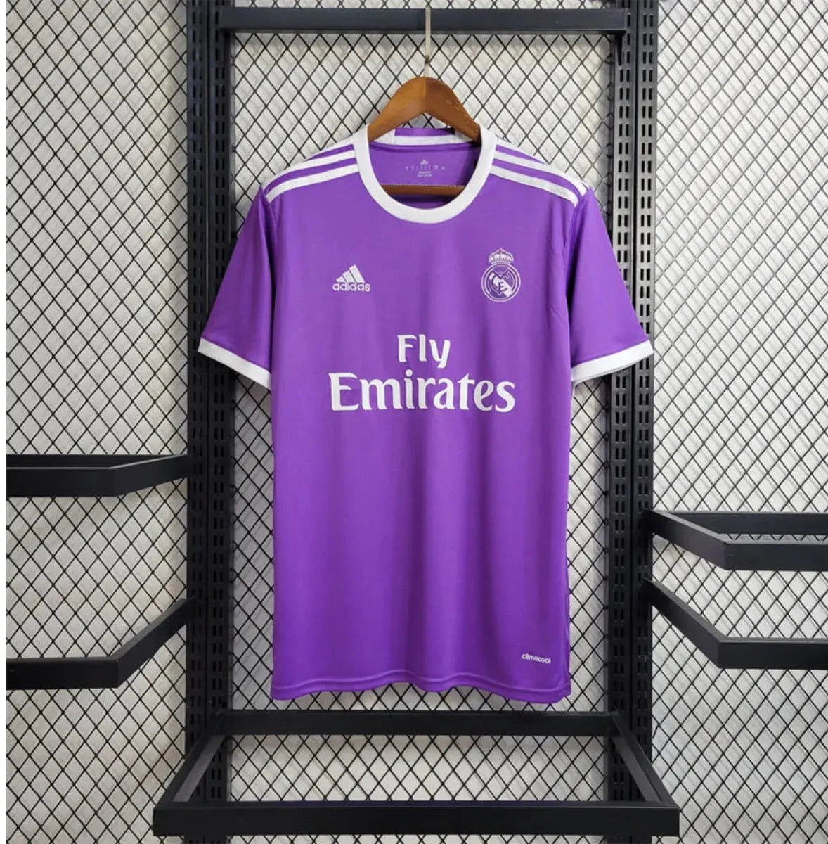 Real Madrid Away shirt 2016/17 Classics